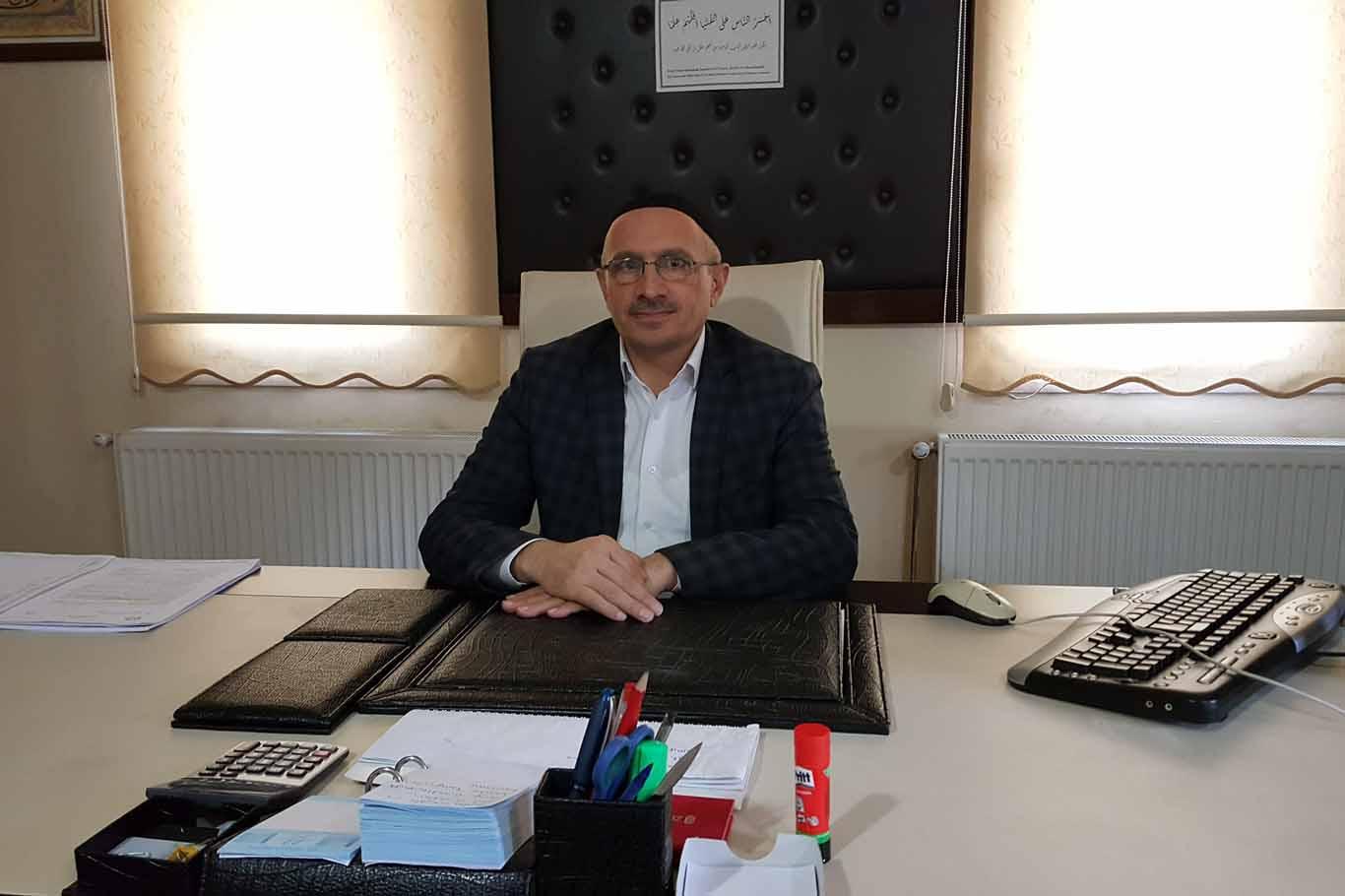 "14 Şubat dinimizin lanetlediği işlerin ayyuka çıktığı gündür" "14 Şubat dinimizin lanetlediği işlerin ayyuka çıktığı gündür"